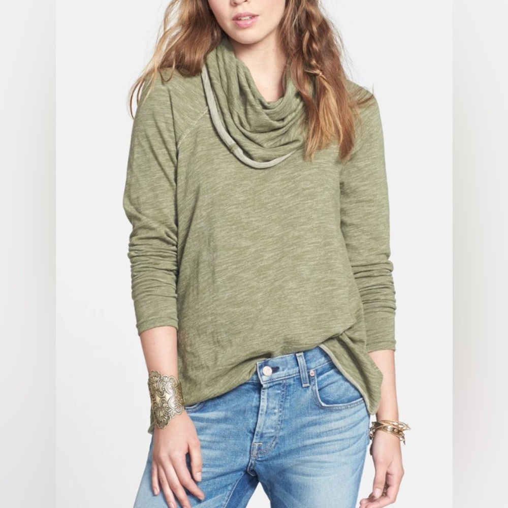 FREE PEOPLE BEACH HEATHER GREEN LONG SLEEVE COCOON COWL NECK PULLOVER